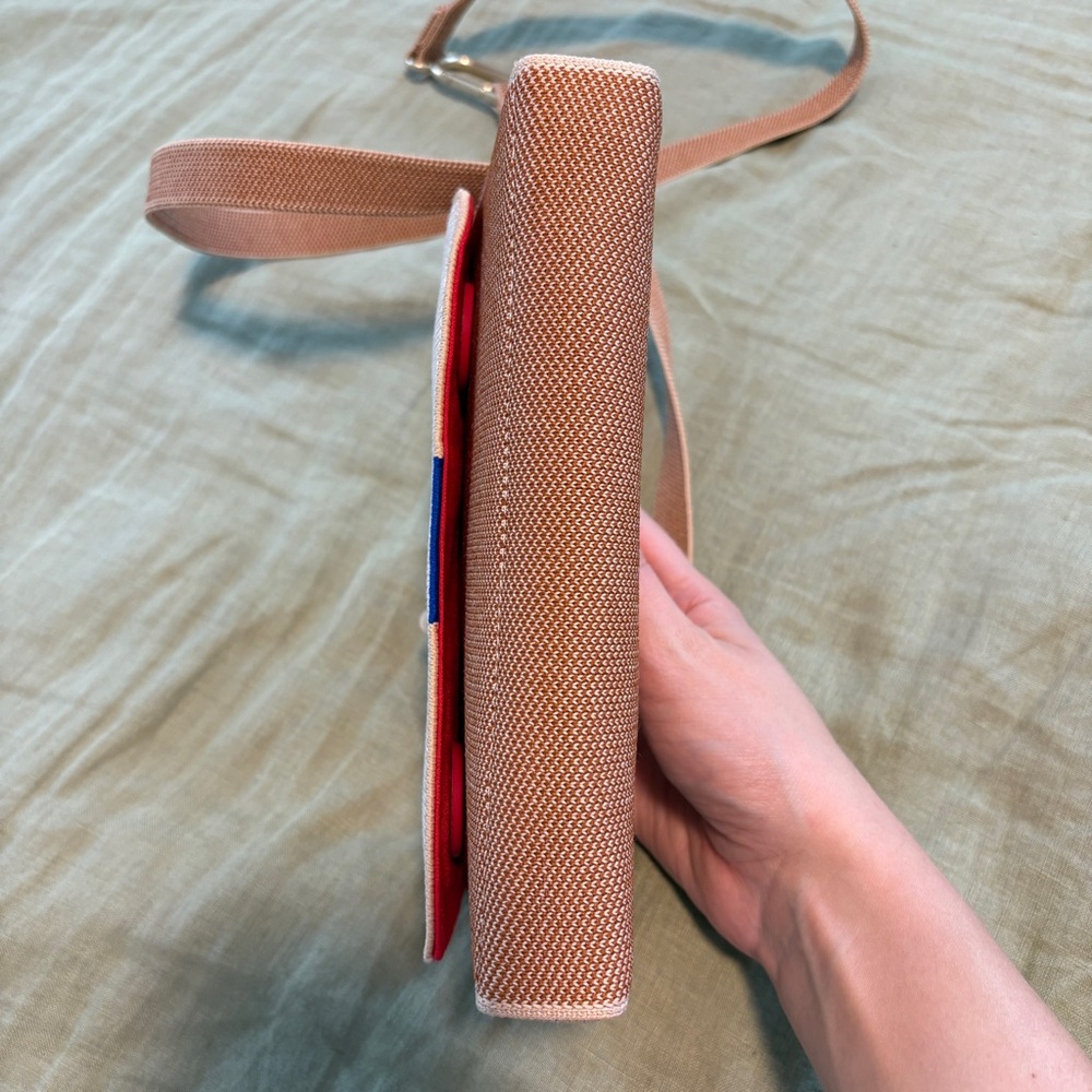 NWOT Rothy's the Belt Bag in Biscotti Brown *Small stain* - Picture 12 of 16
